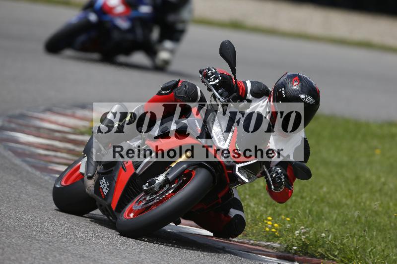 /Archiv-2024/29 12.06.2024 MOTO.CH Track Day ADR/Gruppe blau/Team